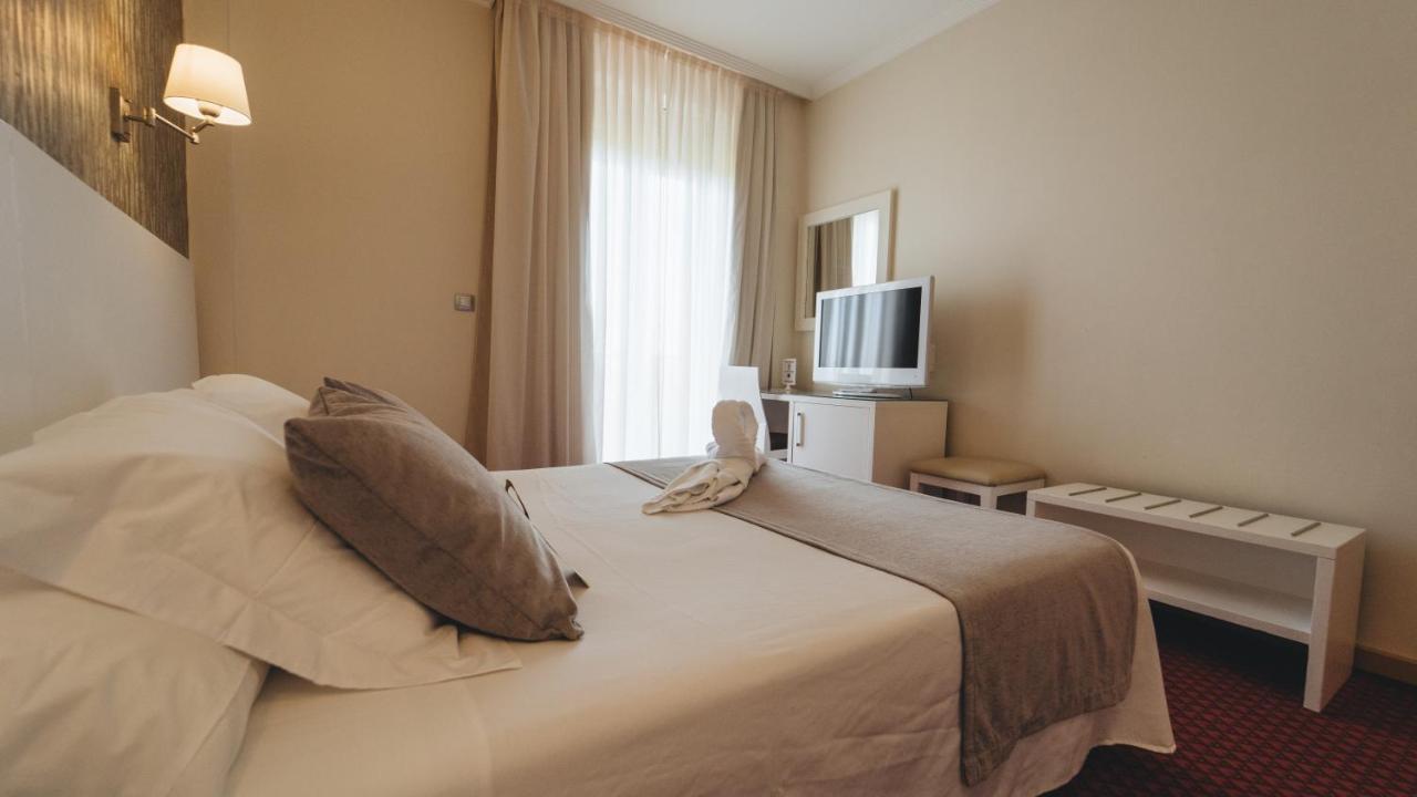 Peregrina Hotel Sanxenxo Ngoại thất bức ảnh